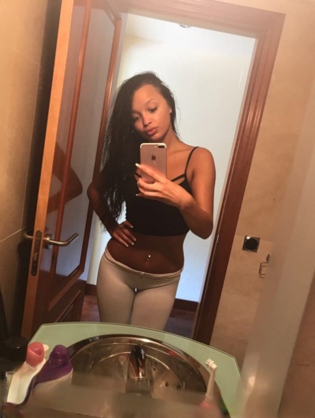 Cevizlik VIP Escort Begüm
